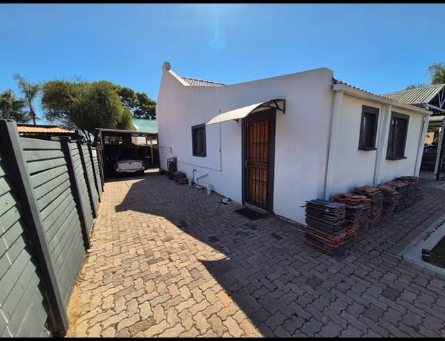 3 BEDROOM HOUSE FOR SALE IN MAGALIESKRUIN